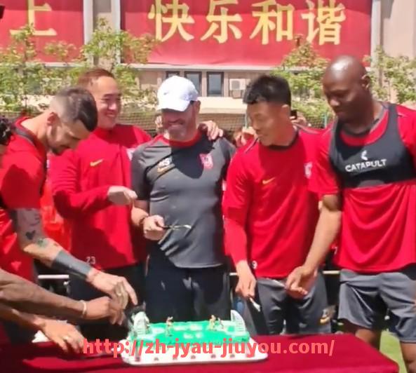 九游jiuyou-世俱杯周边衍生品利润结构曝光，品牌合作收益占比最大